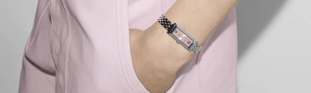 gucci-g-frame-820f78a8