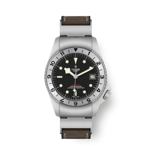black-bay-p01-bc7a8247