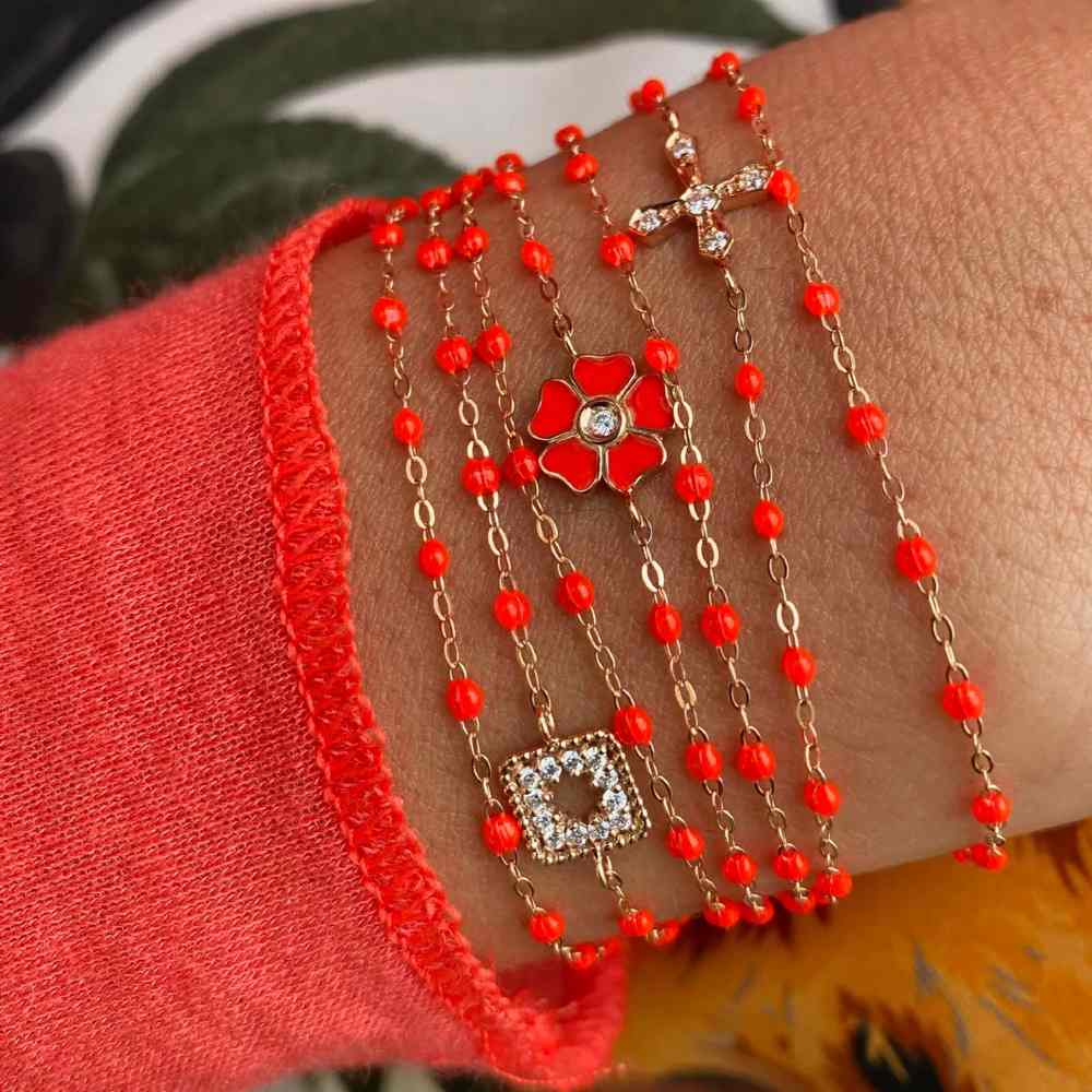 bracelet-fleur-or-jaune-corail_B3FL001-or-jaune-corail-122931