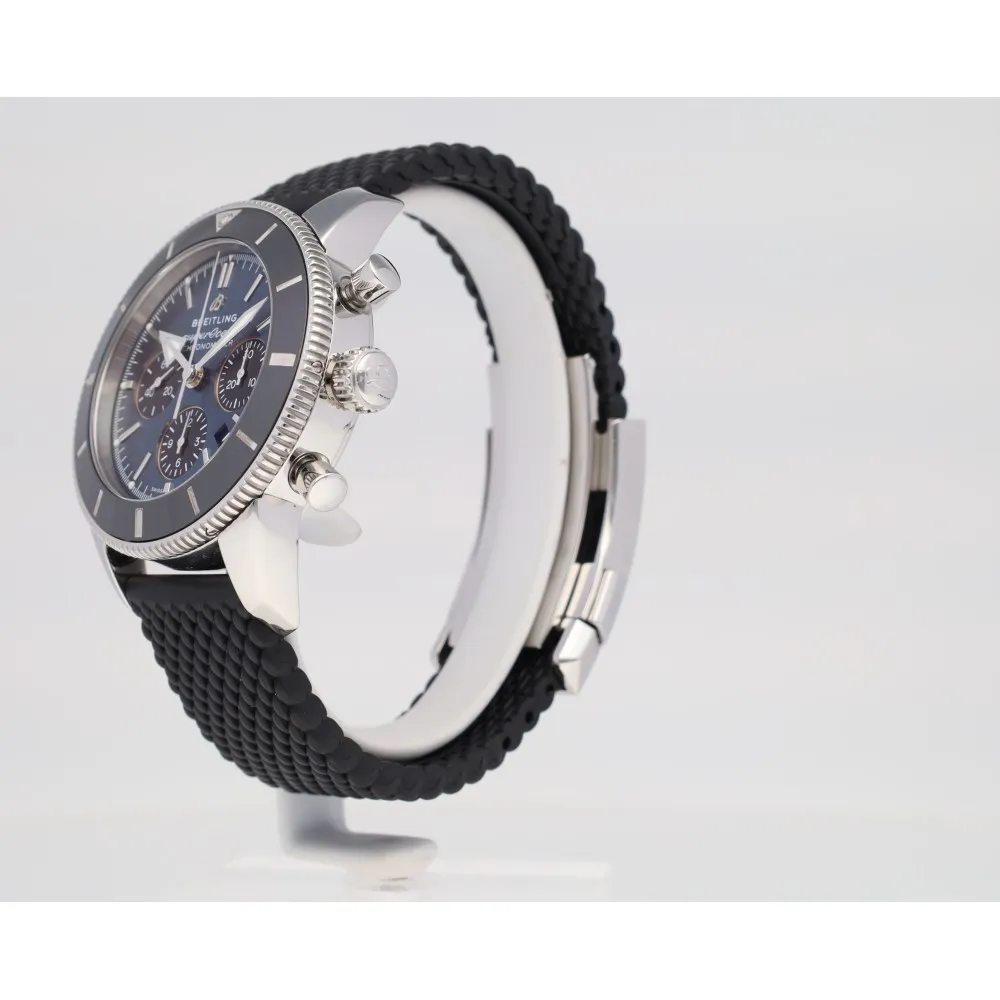 superocean-heritage-chronographe-44_4-24909-4aa0b3ca