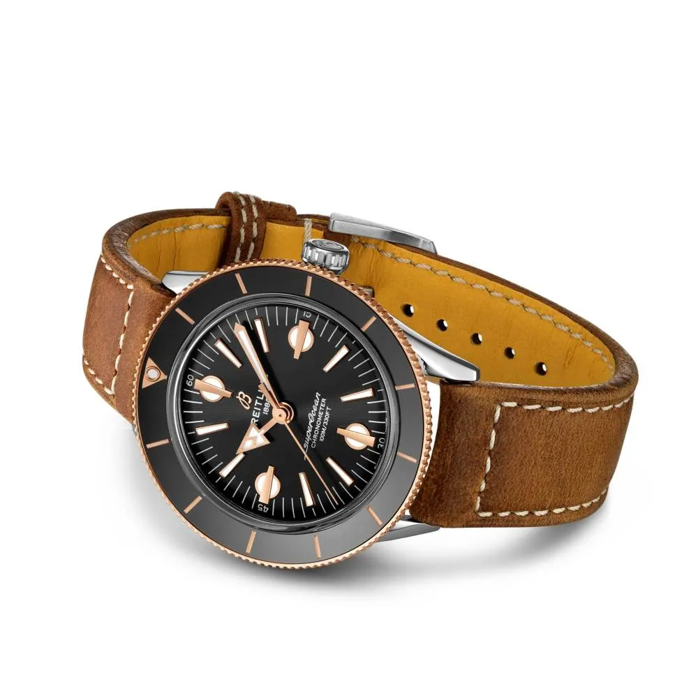 avenger-chronograph-gmt-45_a24315101b1x1-0-35919287