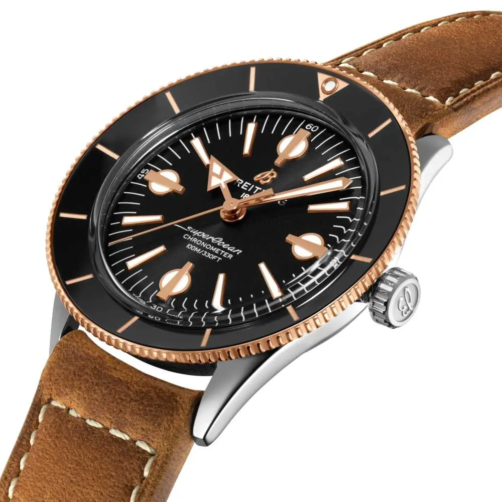 avenger-chronograph-gmt-45_a24315101b1x1-0-fd38c6dd
