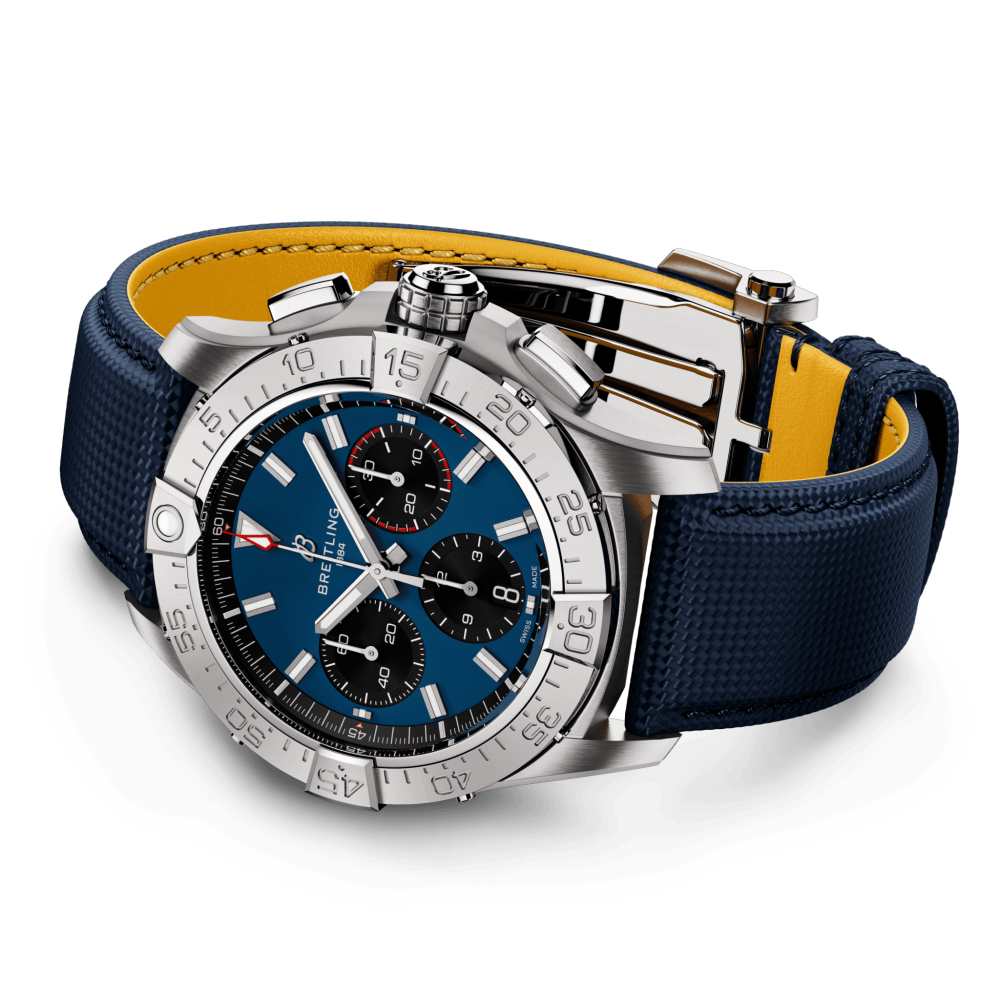 avenger-b01-chronograph-42_ab0146101b1a1-0-bdb61d27