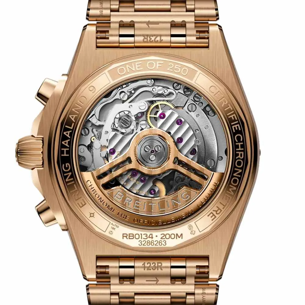 chronomat-b01-42-erling-haaland_rb01347a1f1r1-3451726d