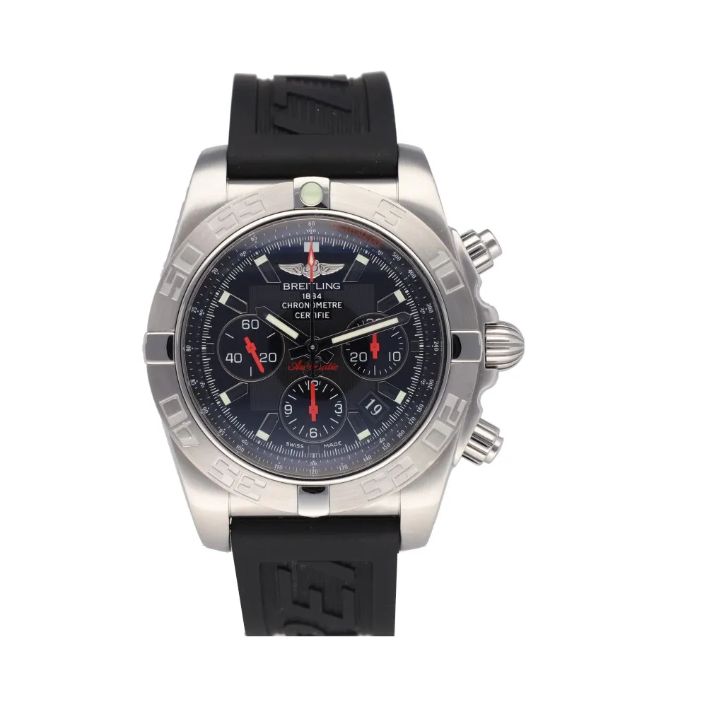 chronomat-44-limited-edition-2000-pieces_4-28333-3304ac1a