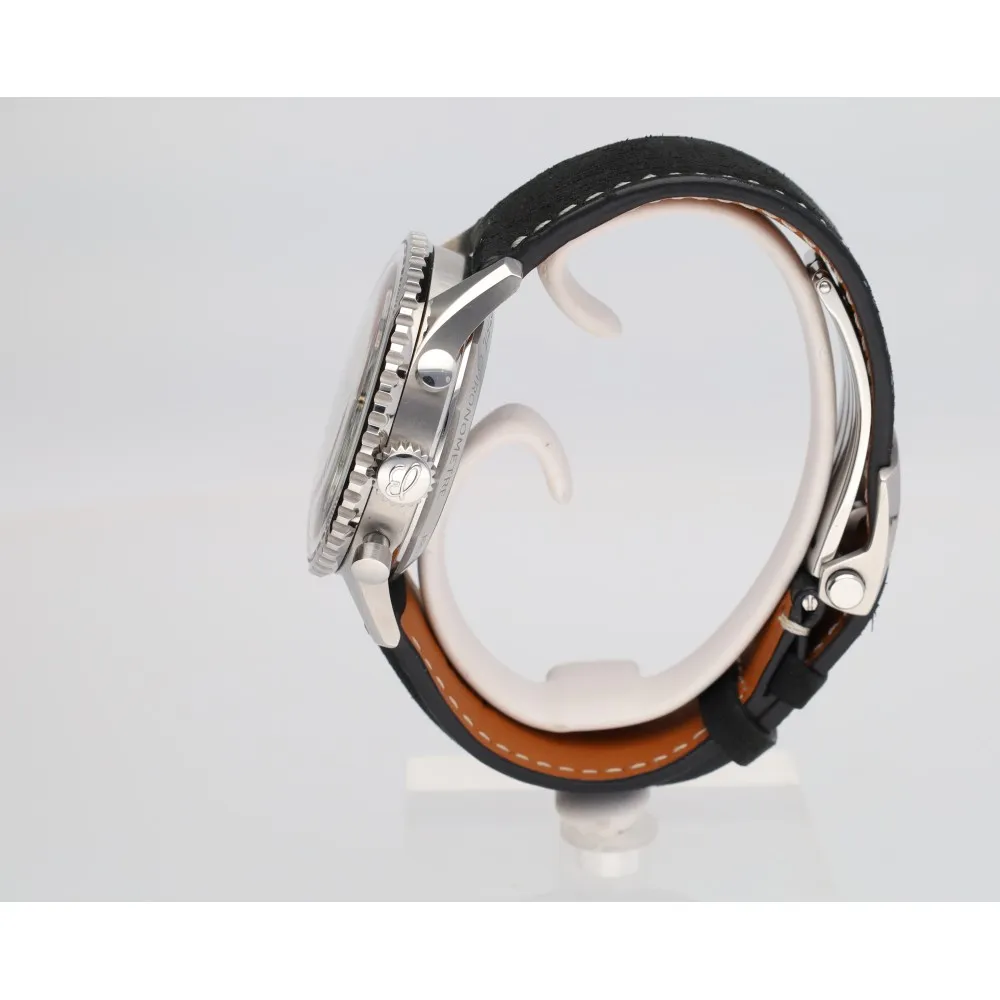 navitimer-b01_4-28809-8ddb31e1