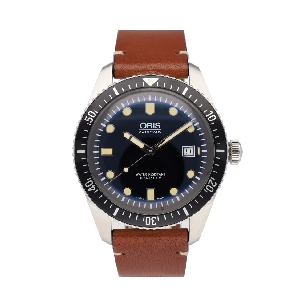 sisty-five-divers_4-30137-2bc53b92