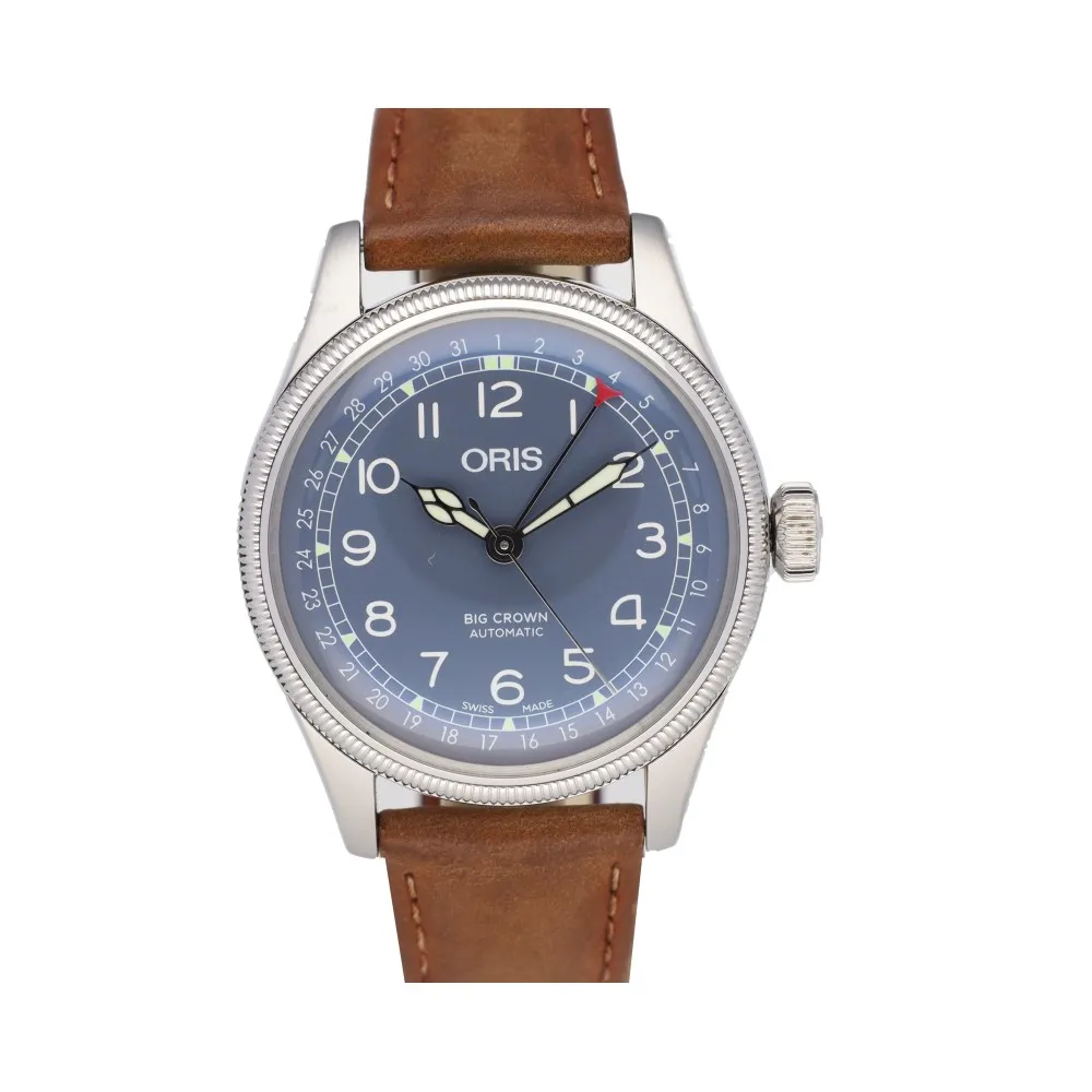 big-crown-pointer-date_4-26974-af45e745