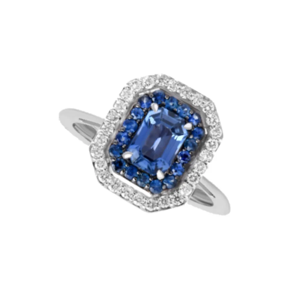 bague-centre-saphir-taille-emeraude-et-diamants_5-49093-40ad4acf