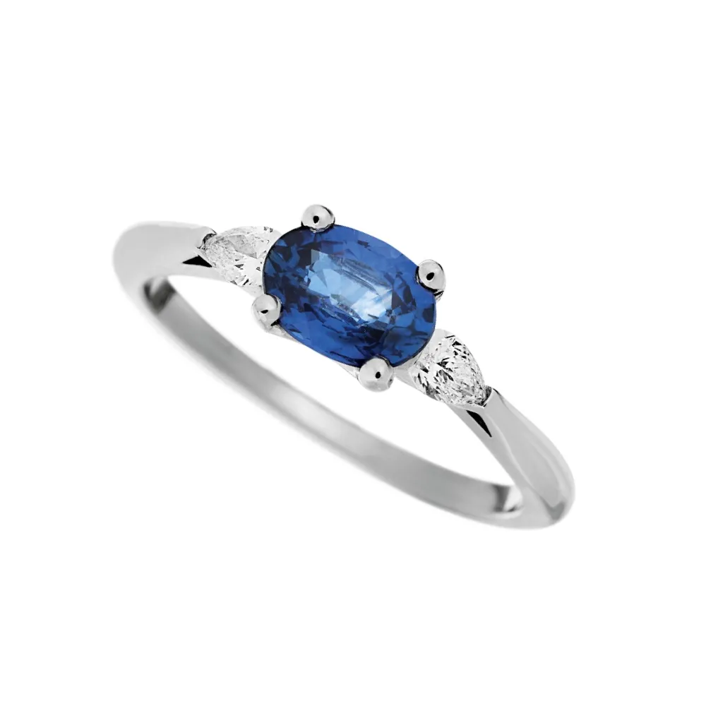 bague-trilogie-saphir-ovale-et-diamants_5-45598-5d277682