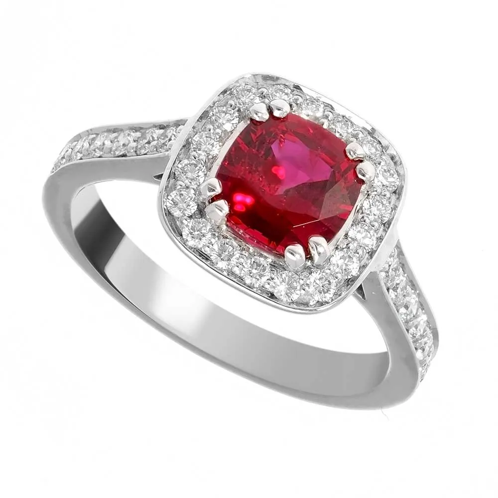 bague-rubis-taille-coeur-accompagne-diamants_5-52472-0-a296bae2