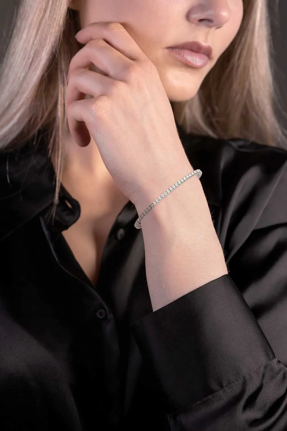 bracelet-ligne-diamants_5-49440-0-281b934e