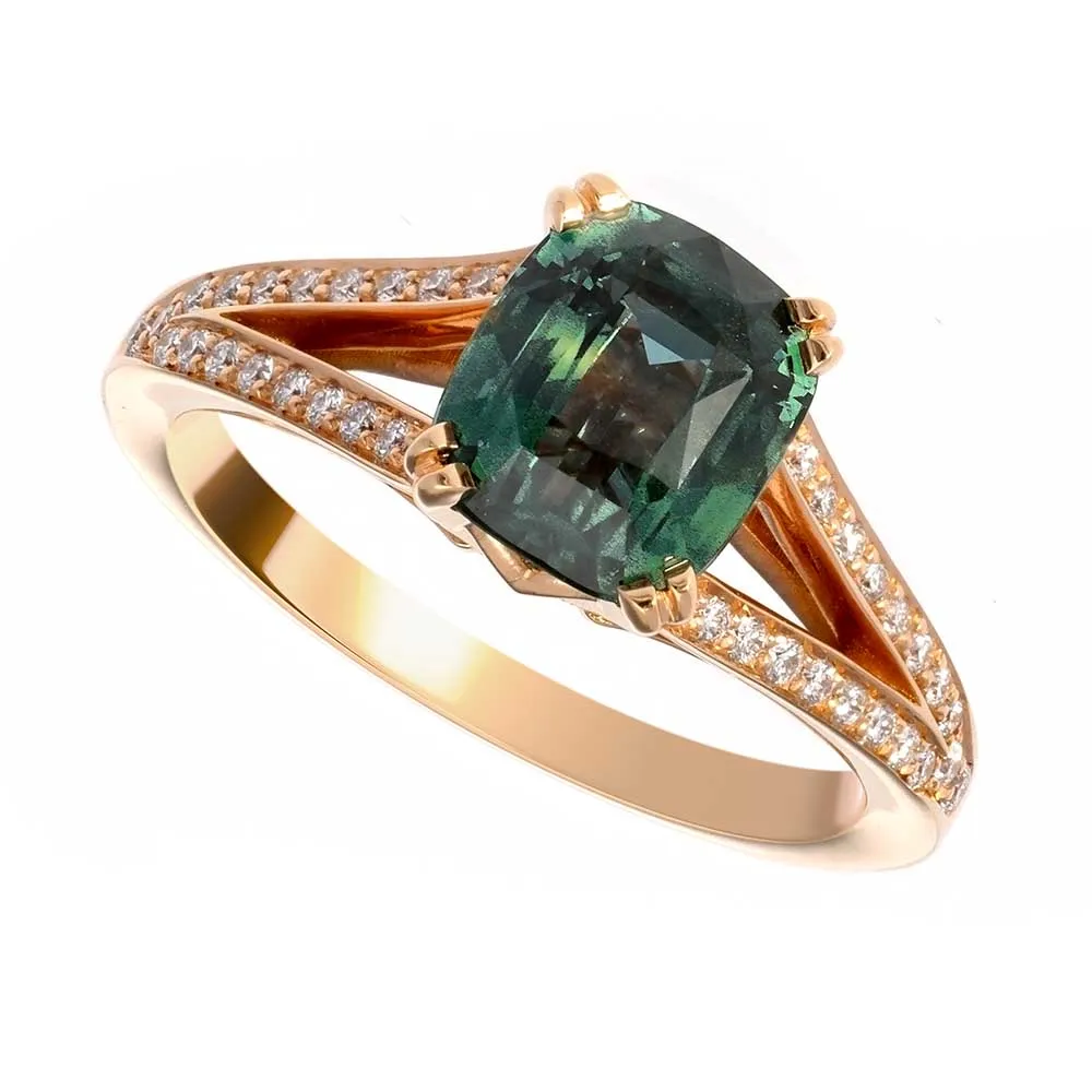 bague-saphir-vert-et-diamants-trapezes_5-48025-0-5827d015