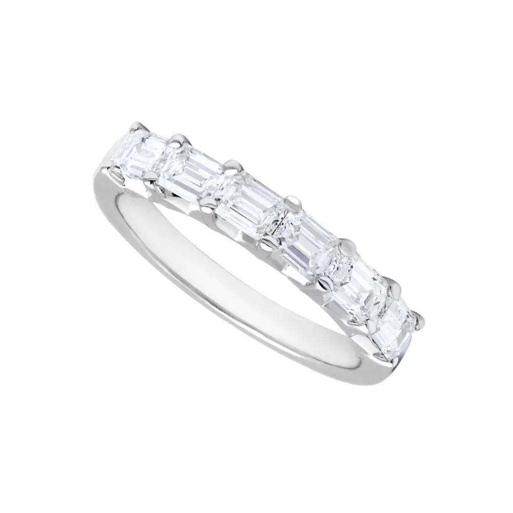 demi-alliance-diamants-taille-emeraude_5-49509-b985a584