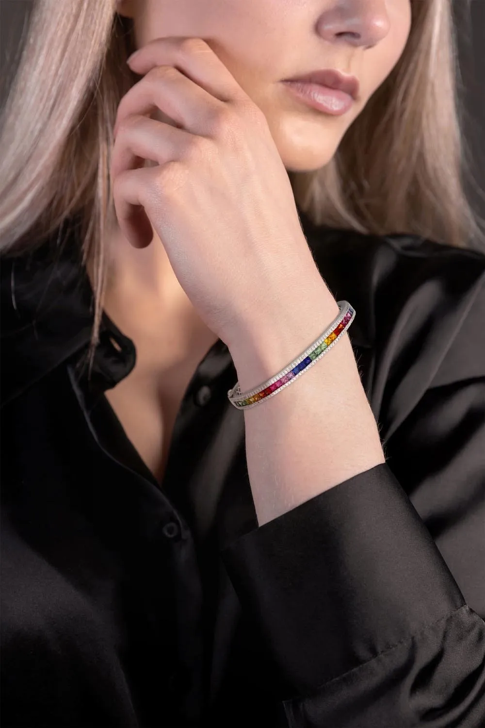 maier-bangle-saphirs-multicolores-et-diamants_5-34554-5f92f330