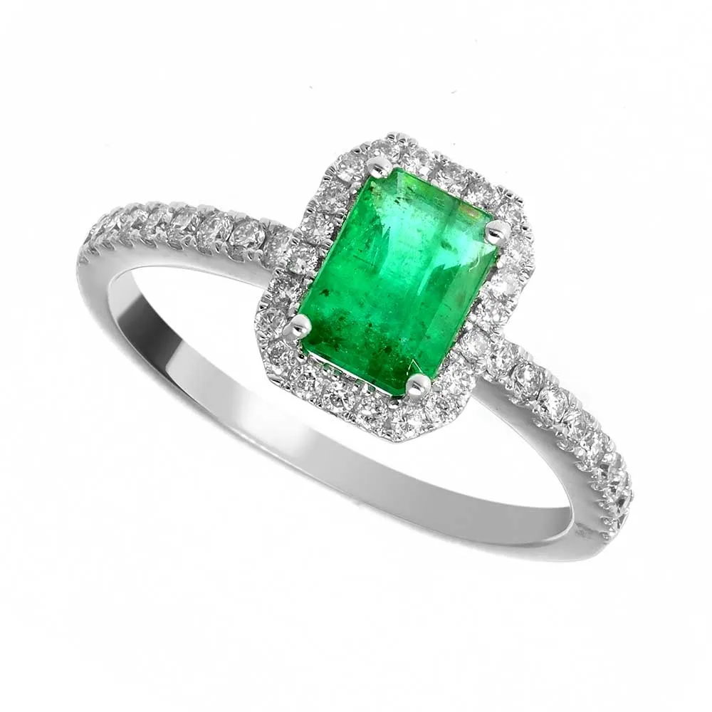 bague-centre-emeraude-et-diamants_rc4eg-49-c609af04