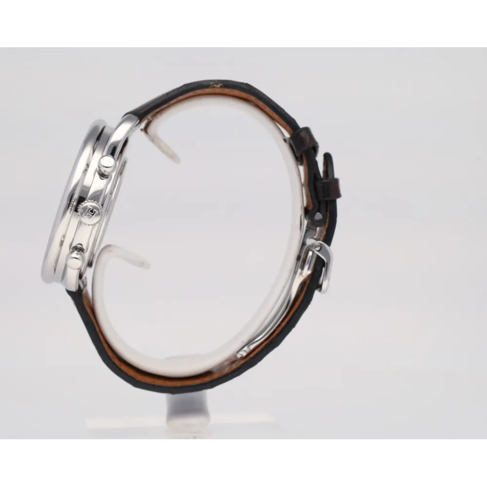 arceau-chronographe_4-25467-d3c049d3