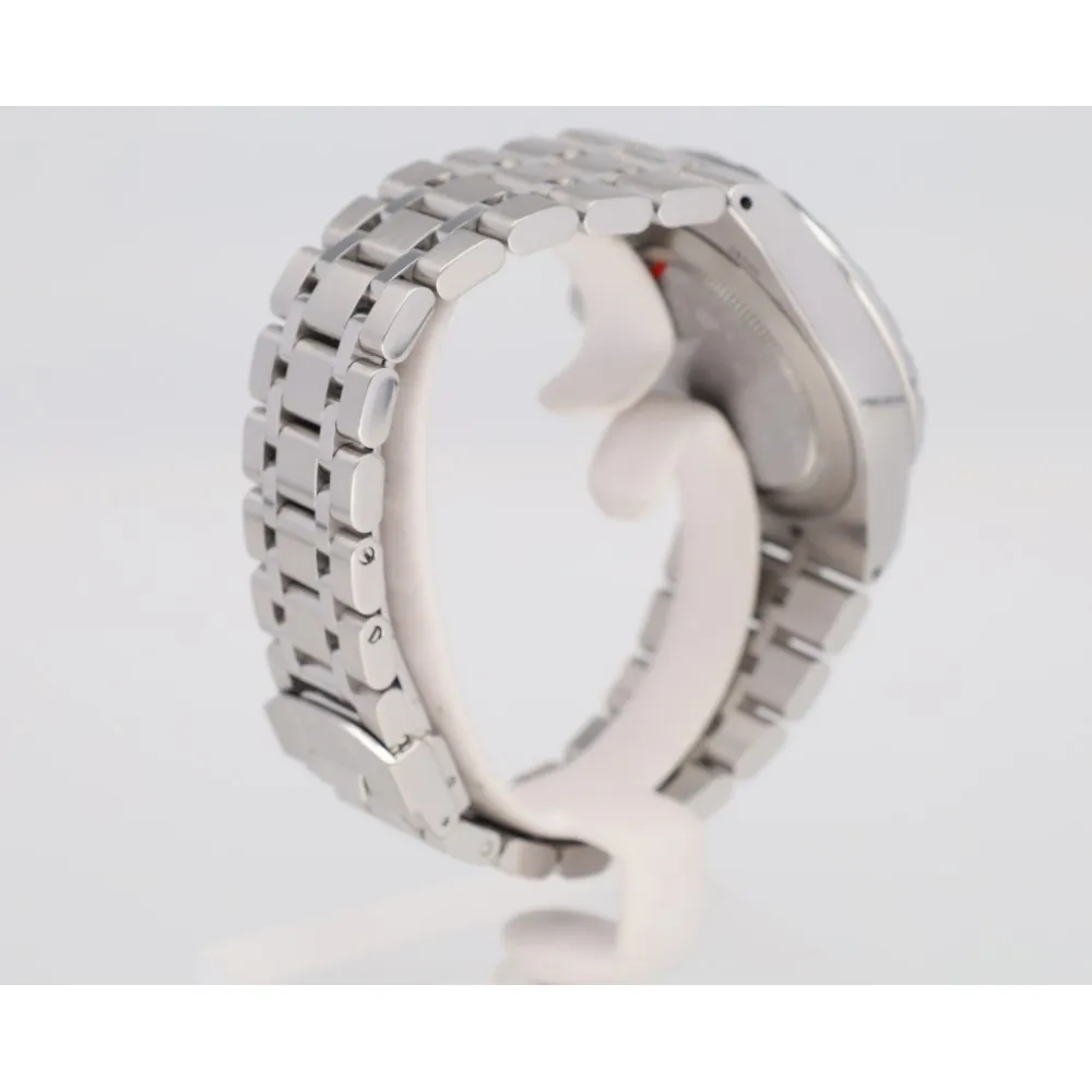 royal-38_4-30371-6a3a0cad