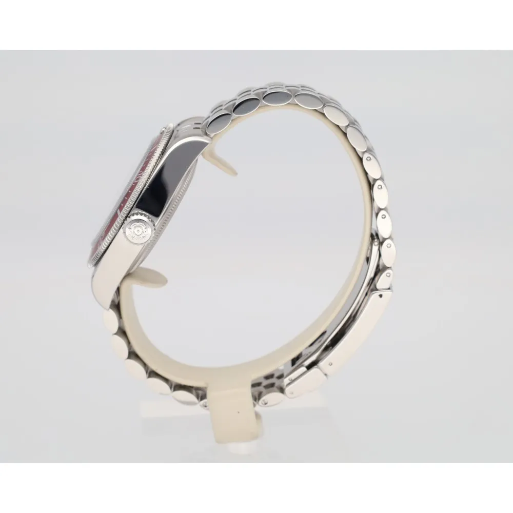 black-bay-41_4-27672-990916b8