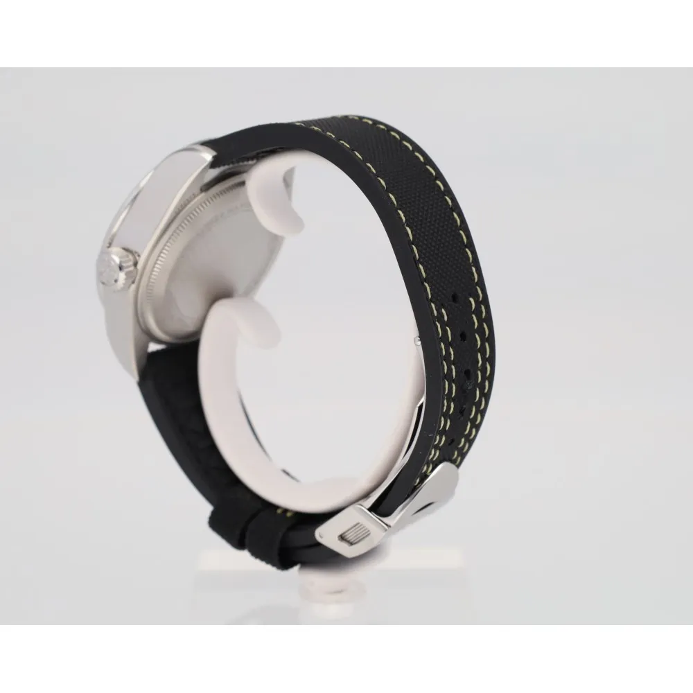 black-bay-pro_4-27953-850e821e