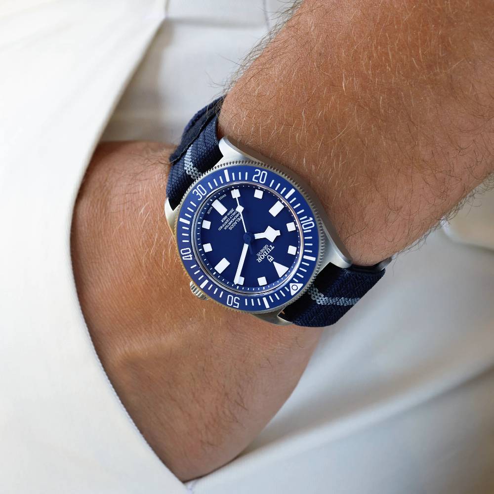 pelagos-fxd_m25707b-23-0001-100223