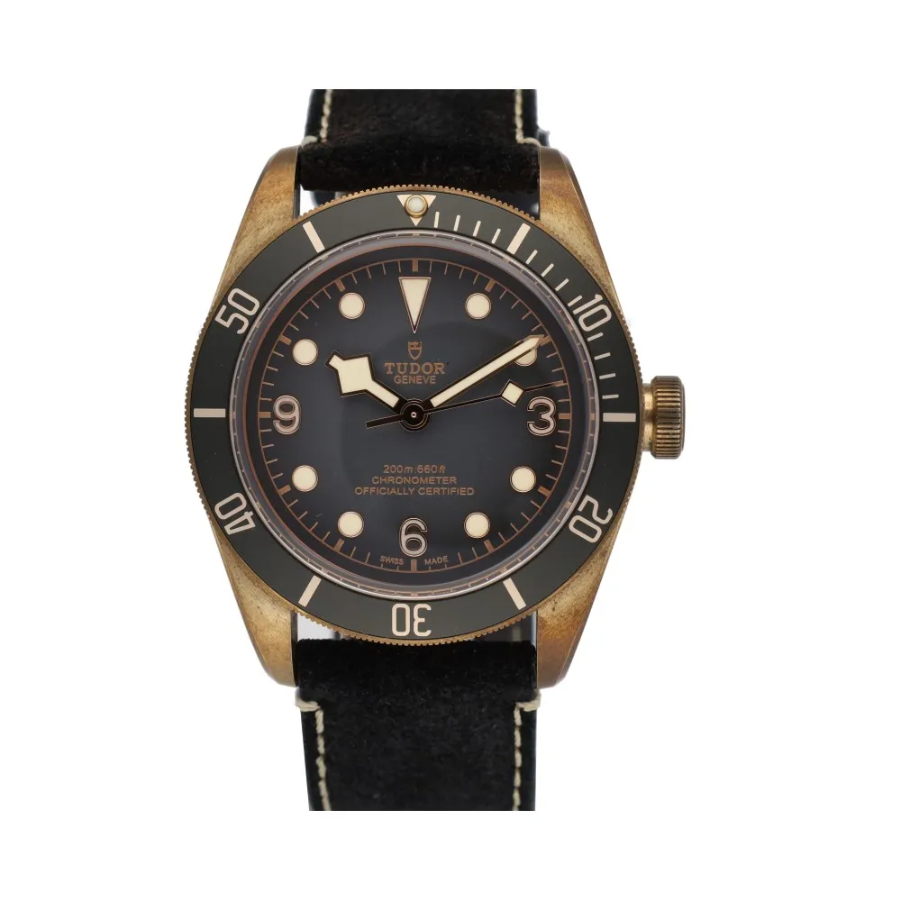black-bay-41_4-26258-092825e7