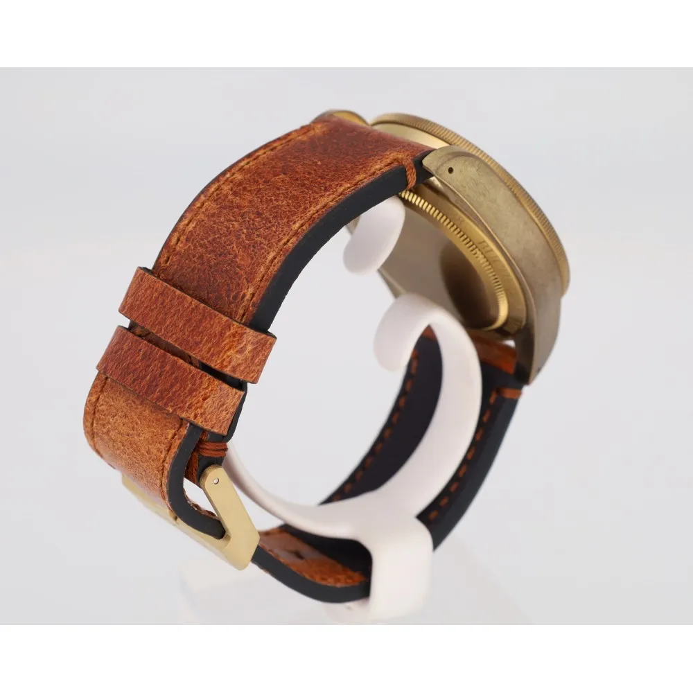 black-bay-bronze-432_4-29335-2faadd58
