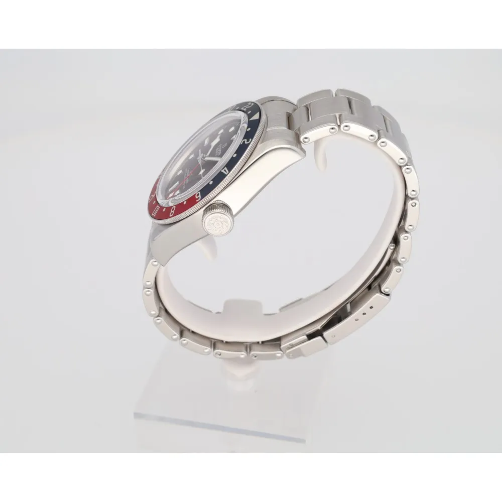 black-bay-gmt-41_4-27955-6abae39d