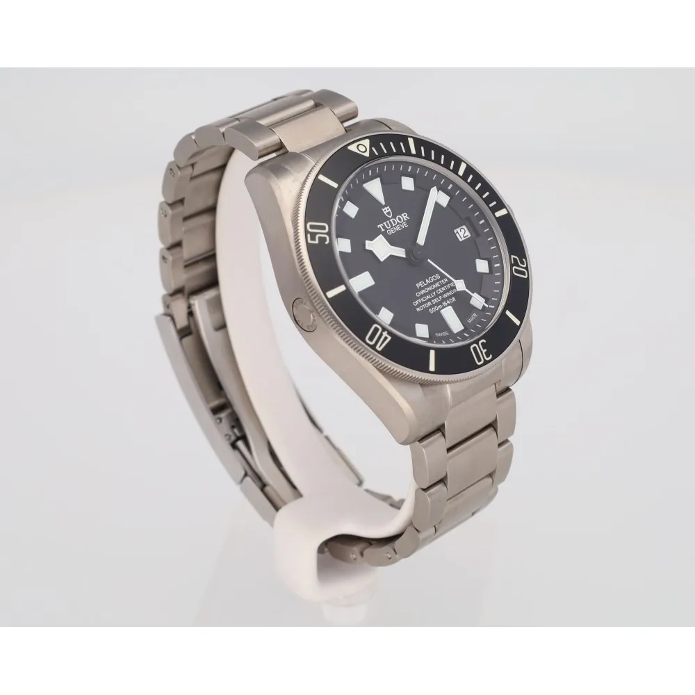 pelagos-42-titane_4-28281-9ede3f5a