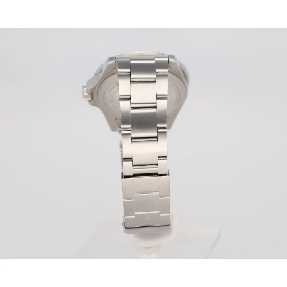 submariner-date-snowflake_4-30183-7d1775f9