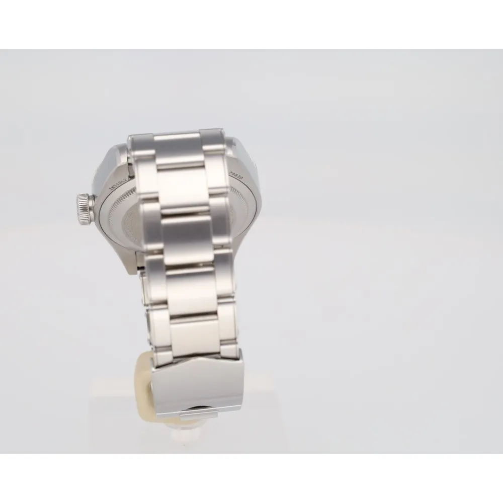 black-bay-gmt_4-26868-3abd3e2a