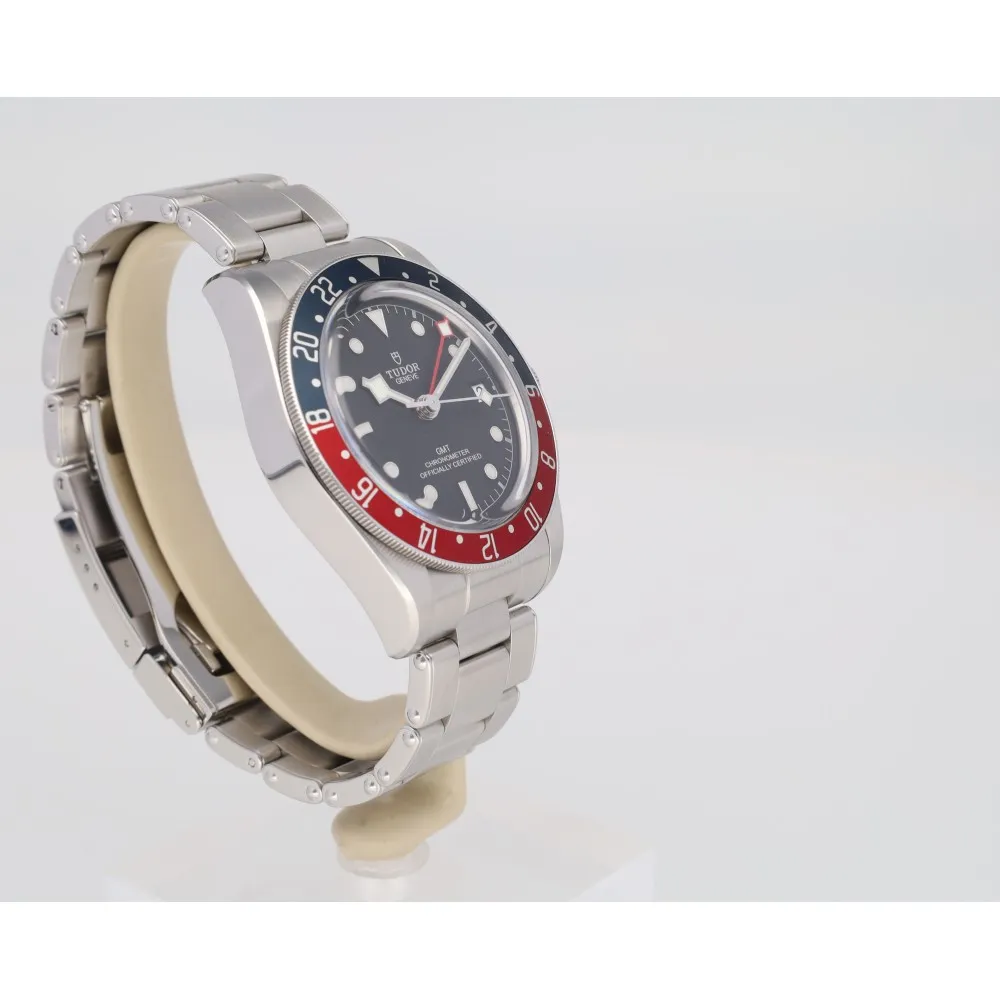 black-bay-gmt_4-26868-cd68c365