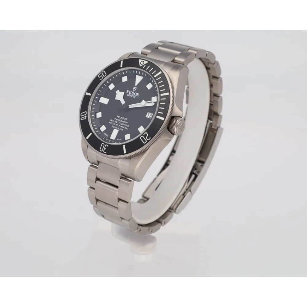 pelagos-42-titane_4-27561-6b487b89