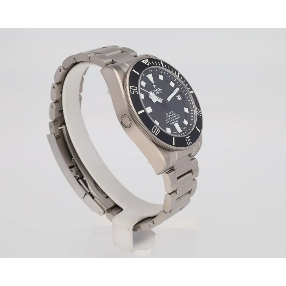 pelagos-42-titane_4-27561-a4d3038b