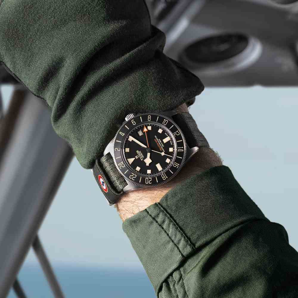 pelagos-fxd-gmt_m2542g247nu-0002-973db7e4