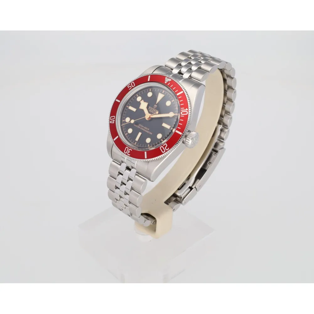 black-bay-41_4-26803-d89970a6