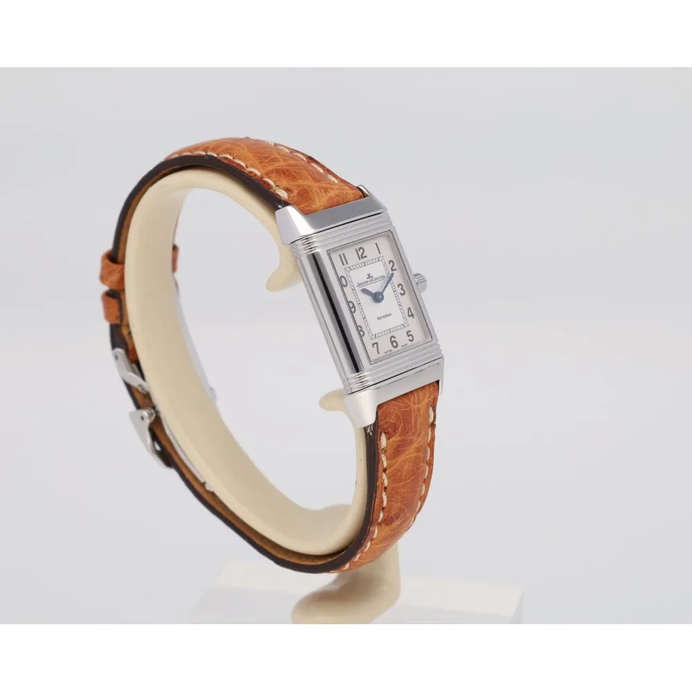 reverso-lady_4-26890-e83608c6