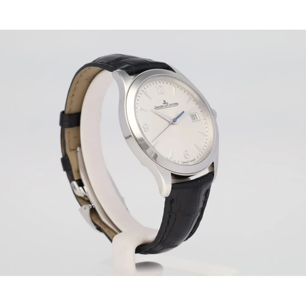 master-control-date_4-29505-ecef906a