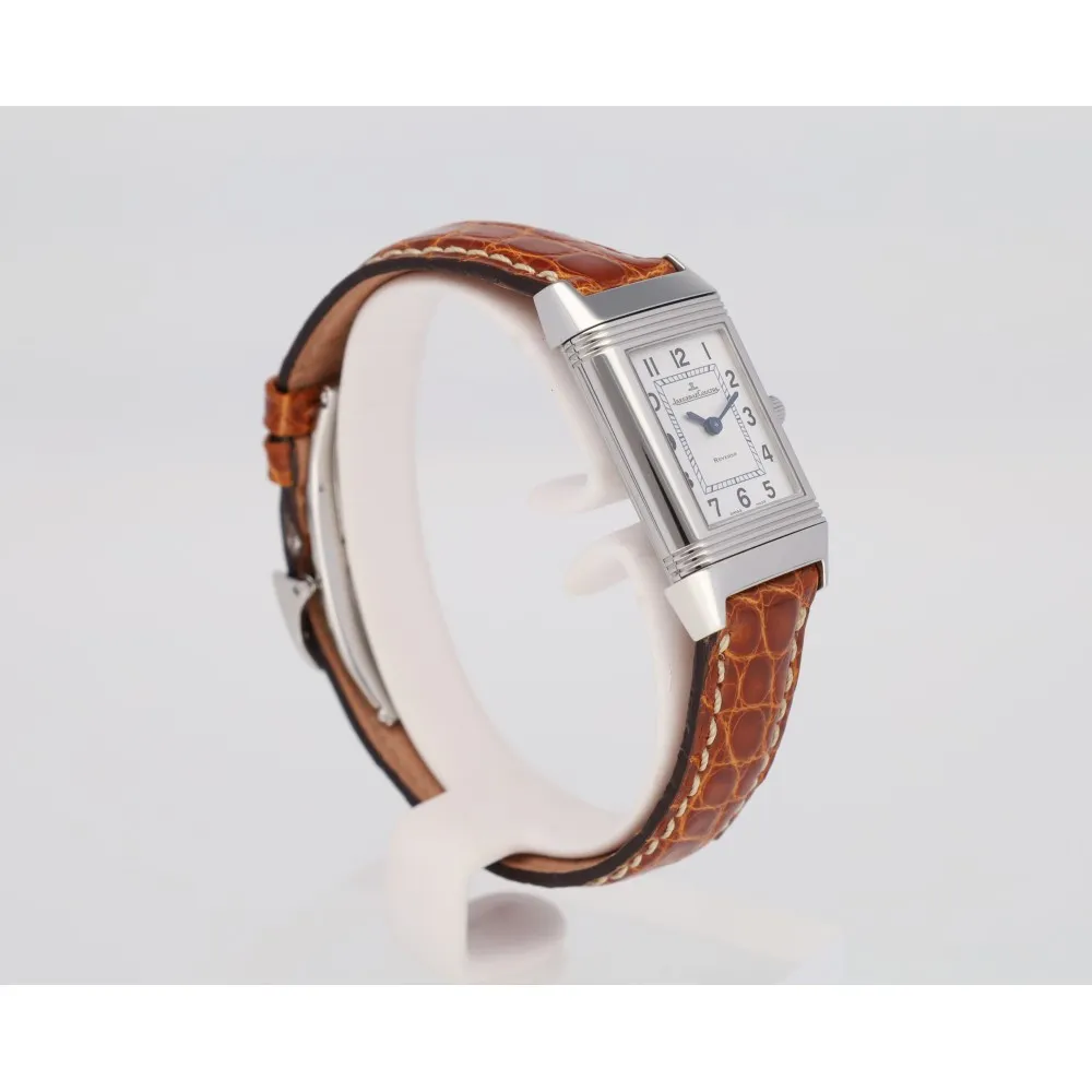 reverso-lady_4-27749-cf905c3f