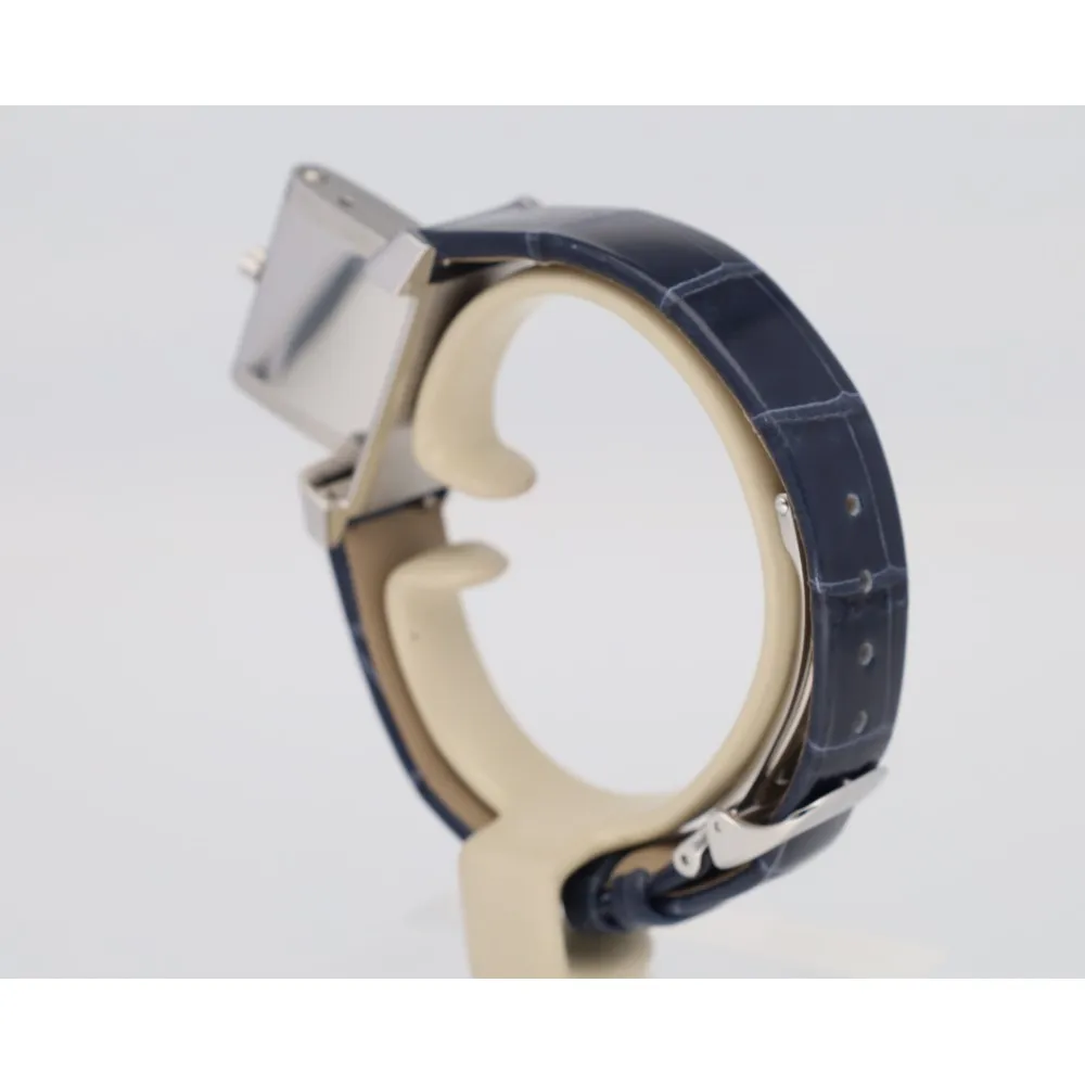 reverso-lady_4-26882-c0dd4ce7