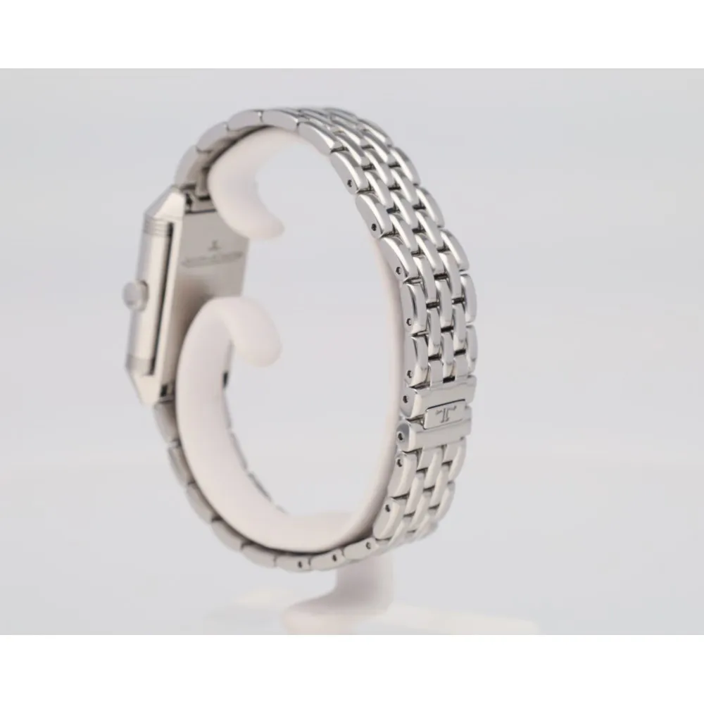 reverso-lady_4-27992-dde9fcd2