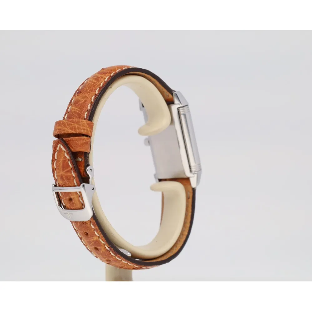 reverso-lady_4-26712-7ff58c82