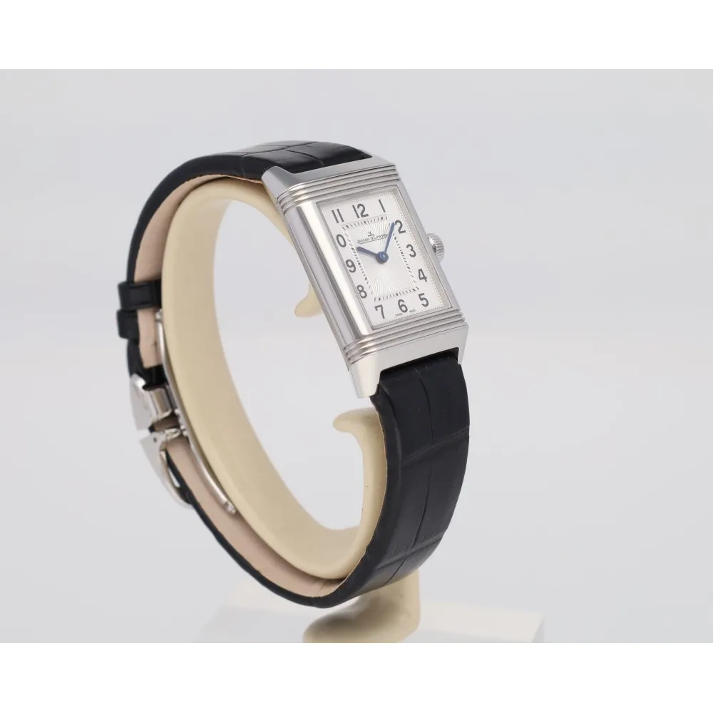 reverso-lady_4-26887-87eb9029