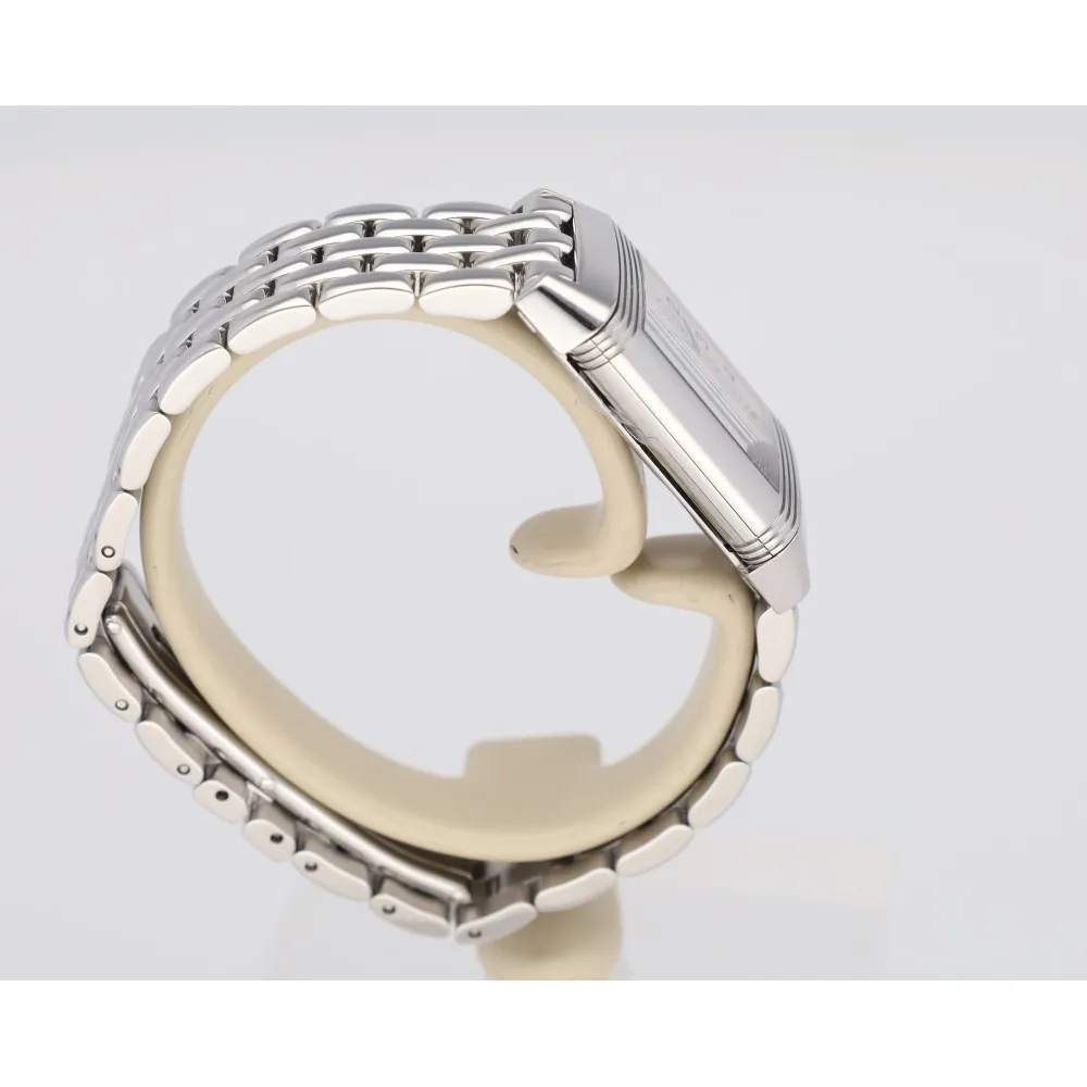 reverso-lady_4-27747-2ad7df78