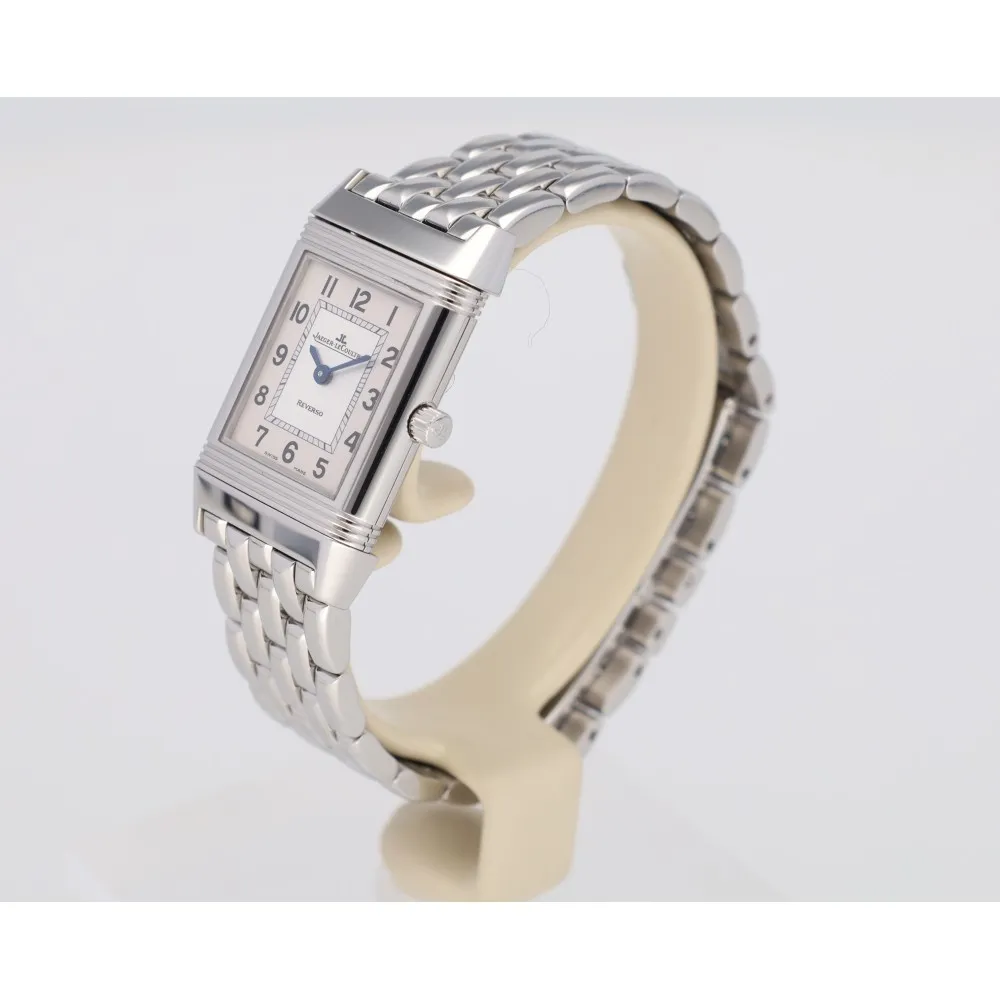 reverso-lady_4-27747-4b950340