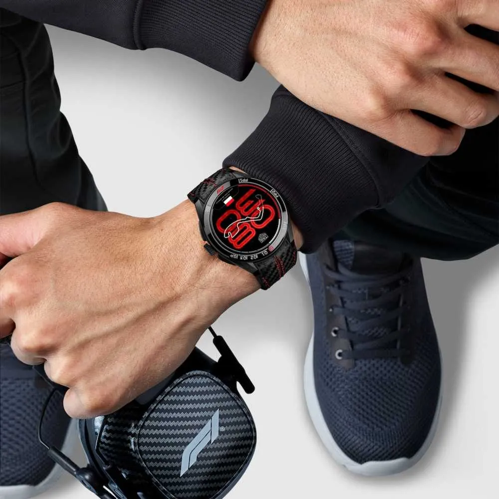 tag-heuer-connected-calibre-e5-x-new-balance-edition_sbt8082-eb0394-0-7408ecf5