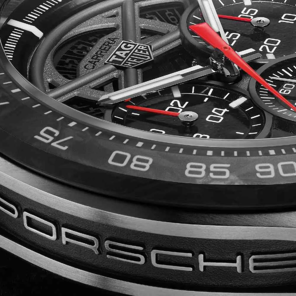 tag-heuer-carrera-chronograph-x-porsche-963_cbu2010-ft6267-e1a3402b