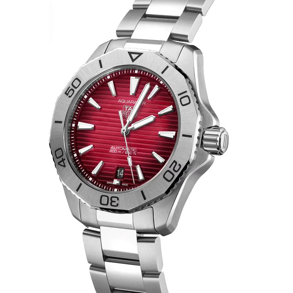 tag-heuer-aquaracer-professional-200_wbp2114-ba0627-226d3d54