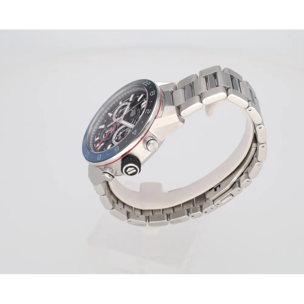 carrera-chronographe-gmt_4-28052-8ea5cfef