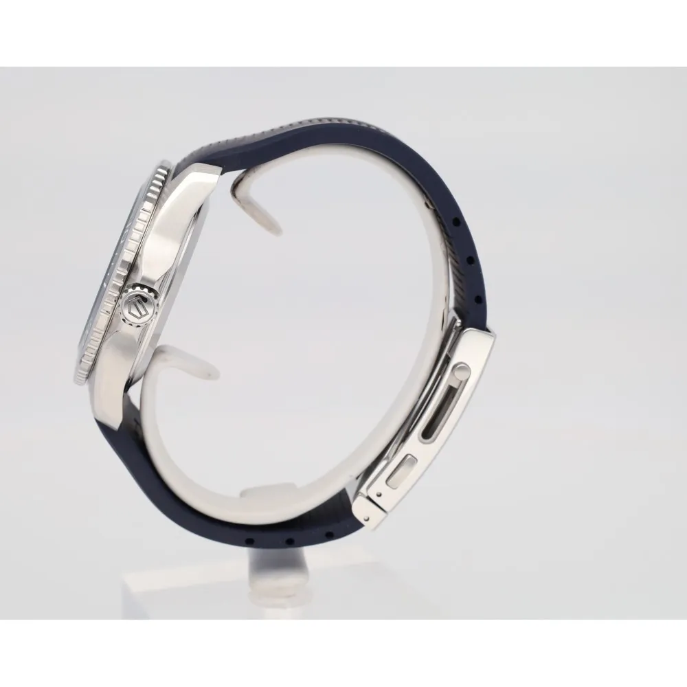 aquaracer-300m_4-26755-f67ca868